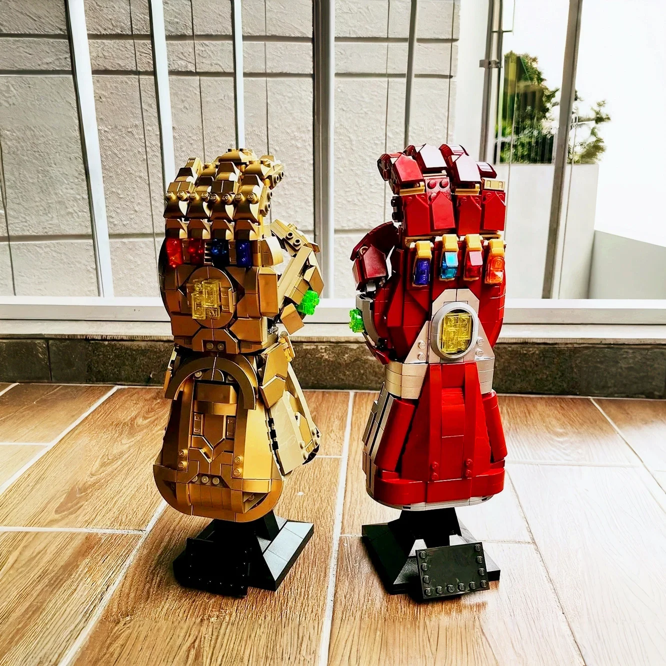 Model Kit Companies - Infinity Light Gauntlet Heroes NANO LED