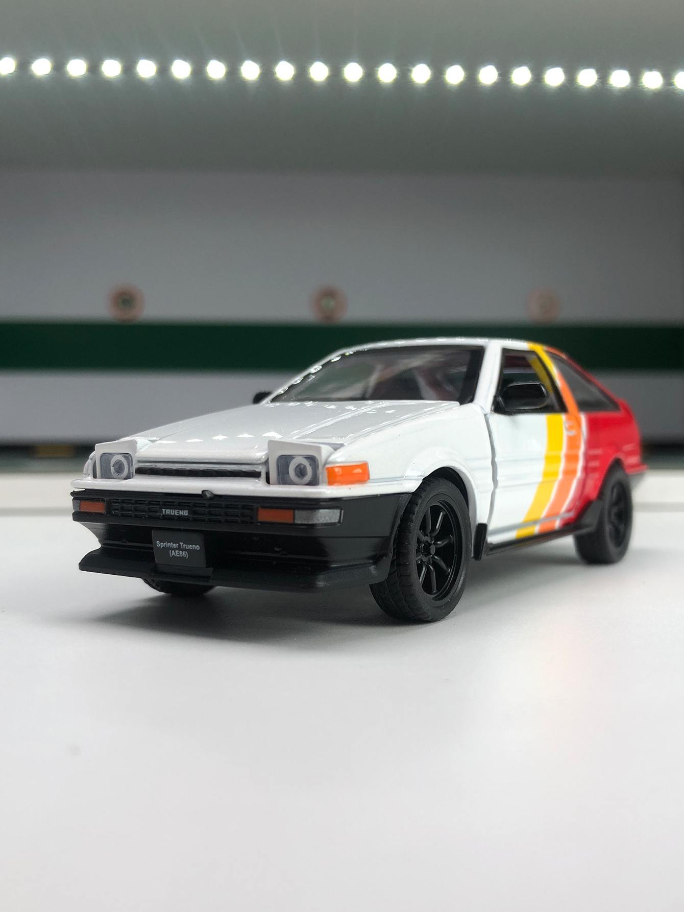 1: 37 simulation zinc alloy To - Model Kit Car review and price