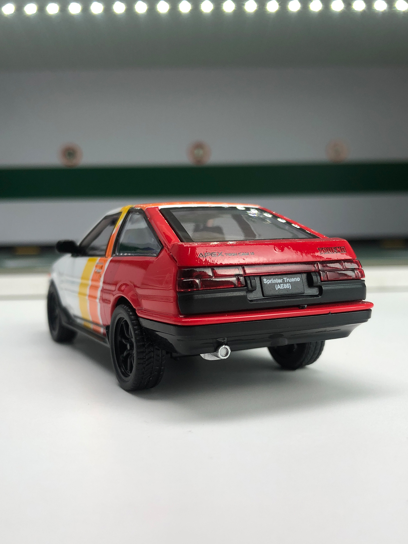 1: 37 simulation zinc alloy To - Model Kit Car review and price