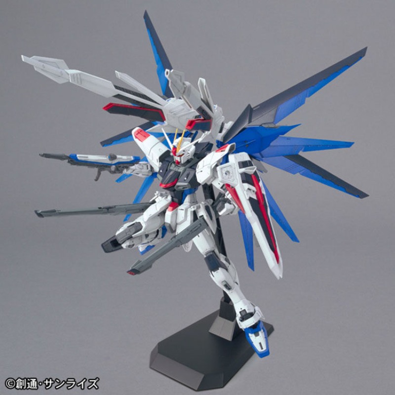 In Stock BANDAI MG 1/100 ZGMF- - Model Kit Gundam Mg review and price