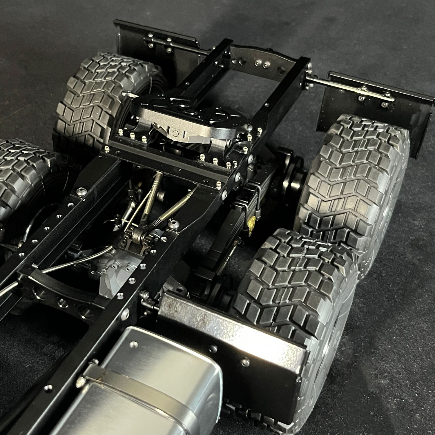 DIY 1/14 JDM-218B Radio Contro - Model Kit Jdm review and price
