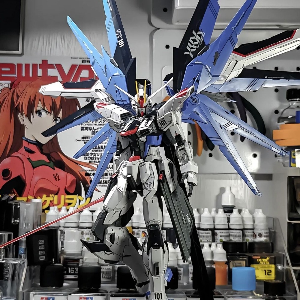 Bandai Gundam model kit Toy,Ba - Model Kit Gundam Mg review and price
