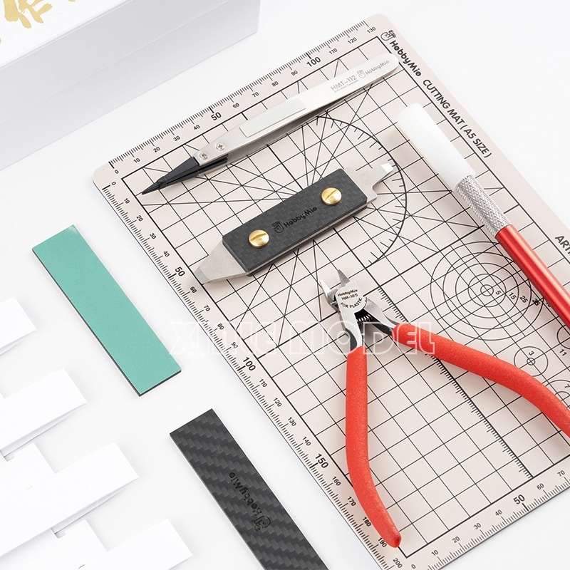 HOBBY MIO assembly model tool  - Model Kit Clipper review and price