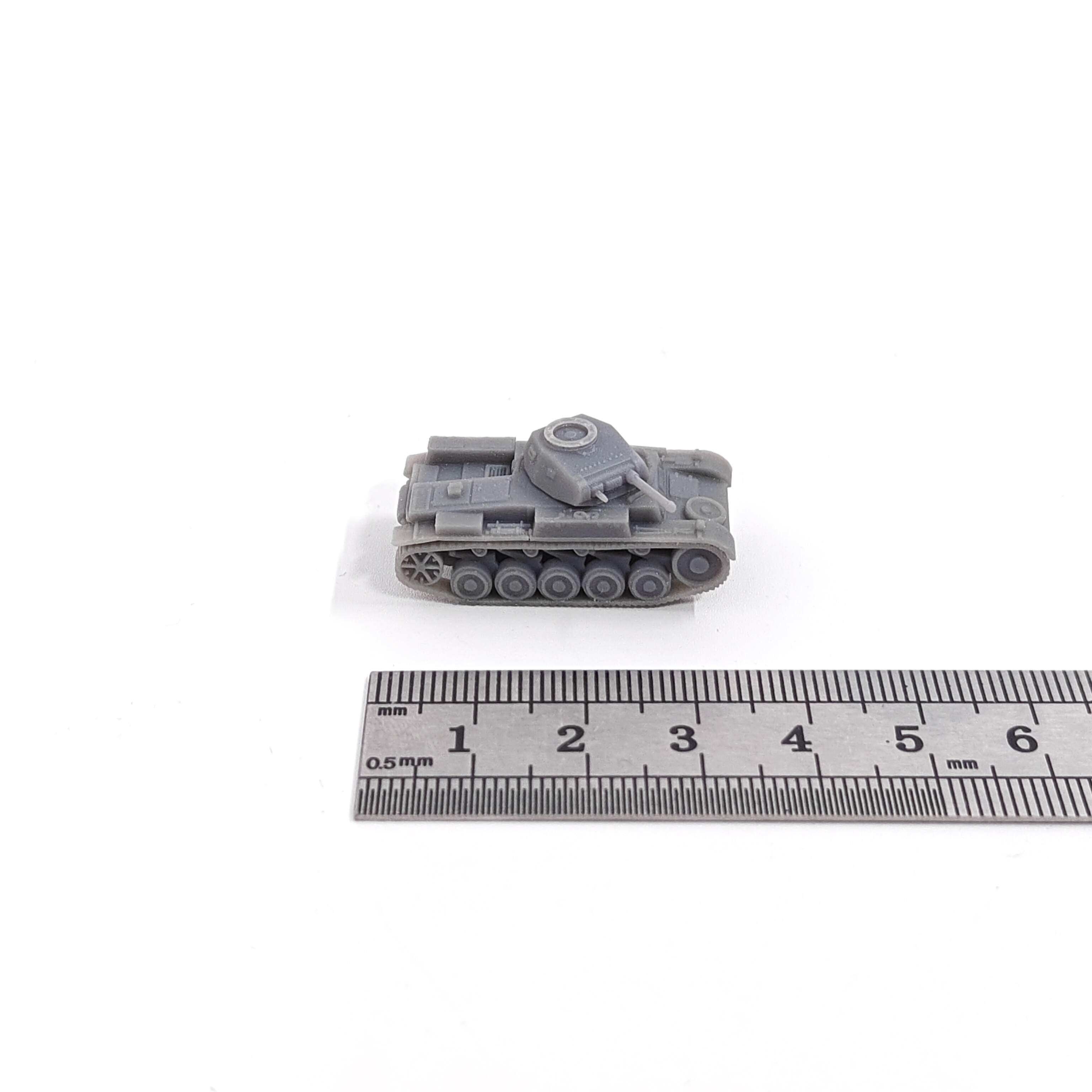 1/144 Scale Panzer II Ausf.F M - Model Kit Entry Grade review and price